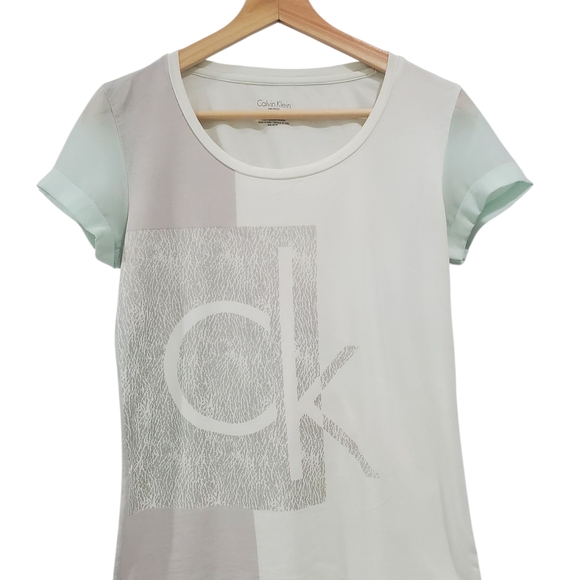 Calvin Klein Tops - Calvin Klein Green Fitted Short Sleeve T-Shirt